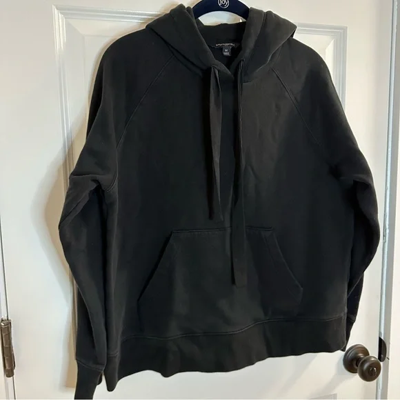 Banana Republic Black Hoodie - Picture 2 of 4